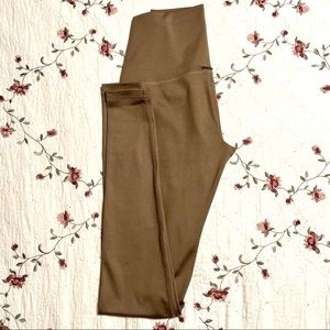 Mika Yoga Wear, Tan Legging, Size Small